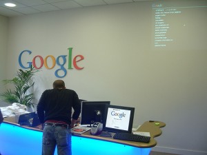 Google dit au revoir Windows XP et bienvenue à Linux et MacOS