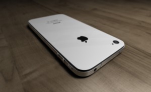 Apple dévoilera deux iPhones le mois prochain et voici pourquoi