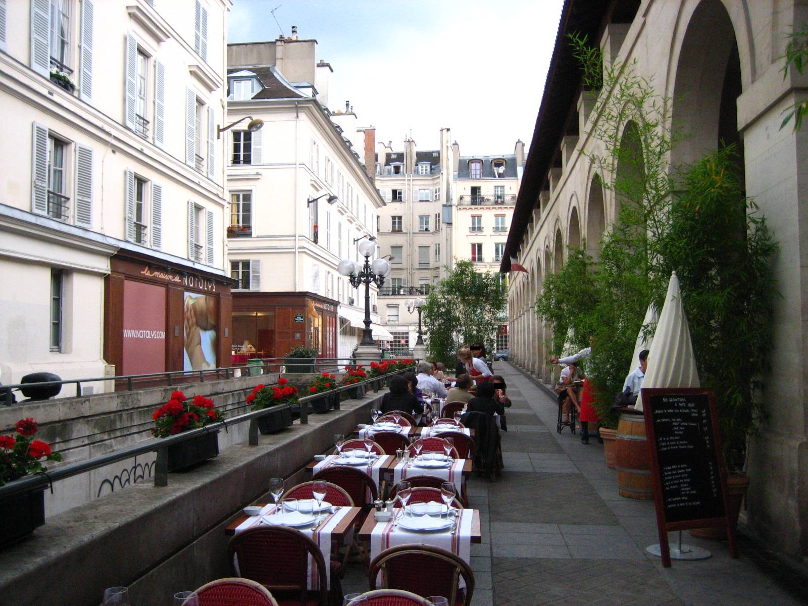 J'Go au marché Saint-Germain à Paris