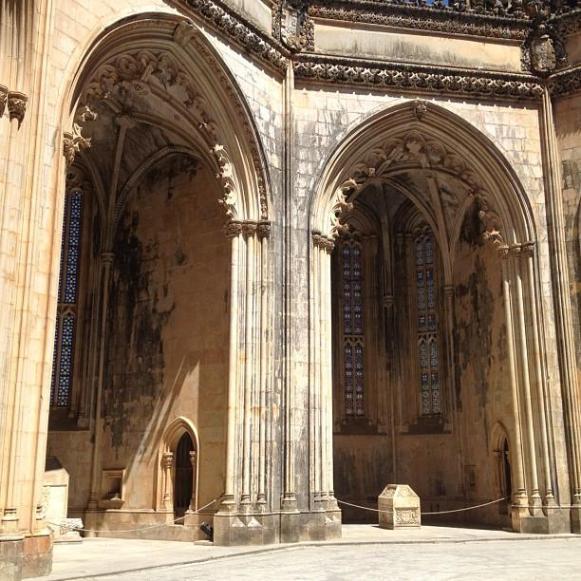 monastère de Batalha - chapelles inachevées