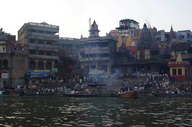 2014-03-21 Inde Varanasi Boat Tour Ghats