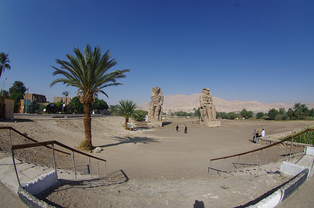 2014-11-12 Egypte Louxor Colosses Memnon